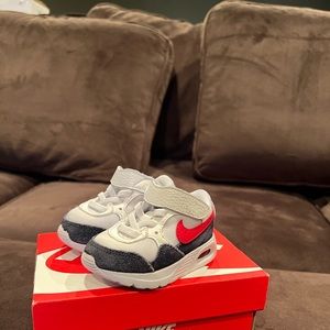 Nike Infant Air Max Size 3C